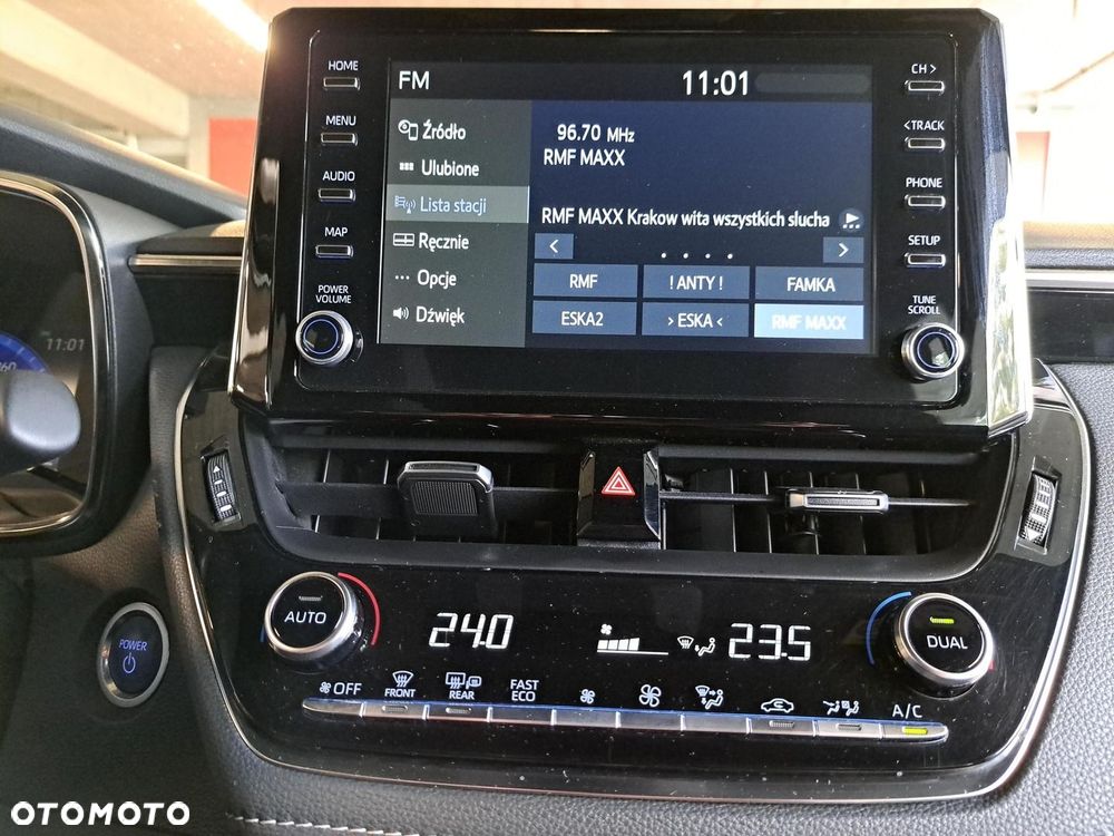 Toyota Corolla 1.8 Hybrid Comfort - 20