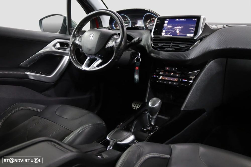 Peugeot 2008 - 8