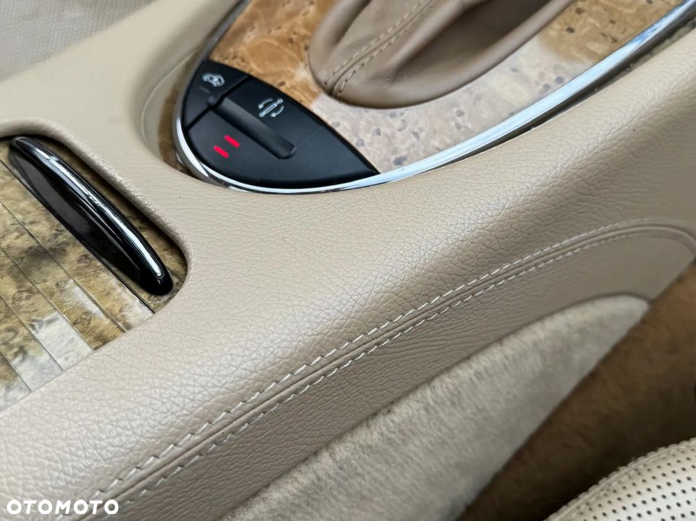 Mercedes-Benz Klasa E 500 4-Matic Avantgarde - 15