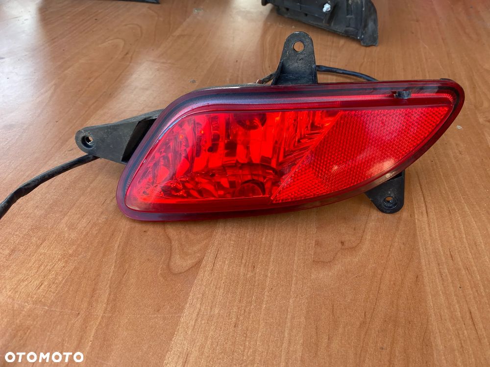 LAMPA TYLNA LEWA KIA CEED I HB 165829 - 1