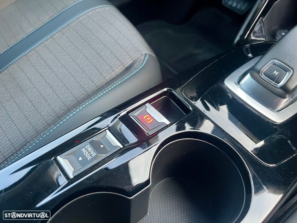 Peugeot 208 PureTech 100 EAT8 Allure Pack - 23