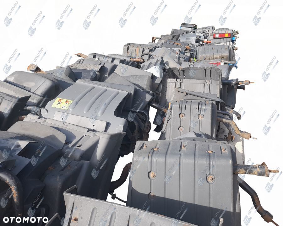 BŁOTNIK BŁOTNIKI ZAKABINOWY PRZÓD WSZYSTKIE MARKI - 1