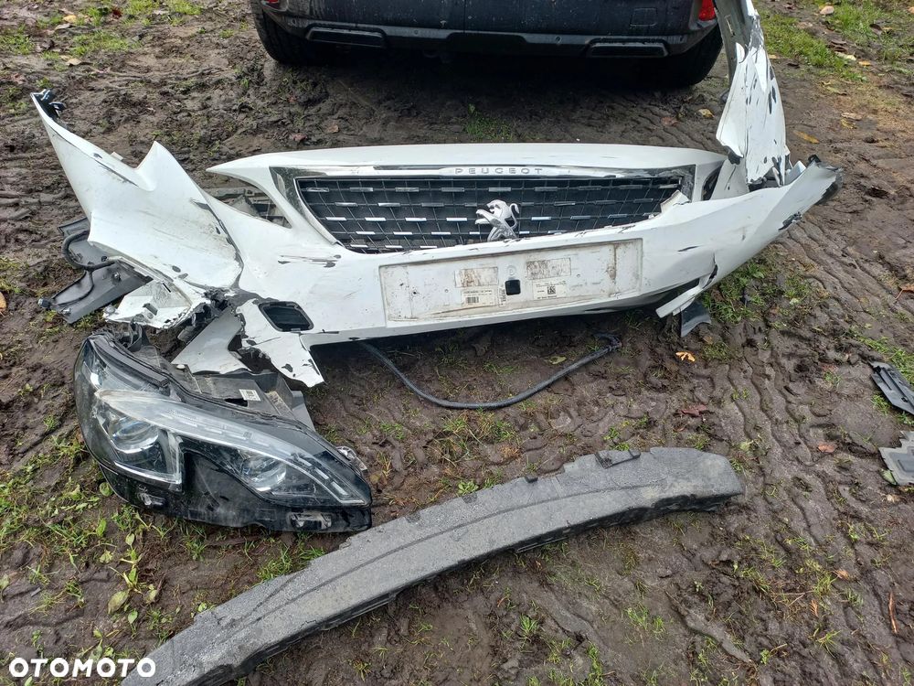 Peugeot 3008 1.5 BlueHDi Allure S&S EAT8 - 15