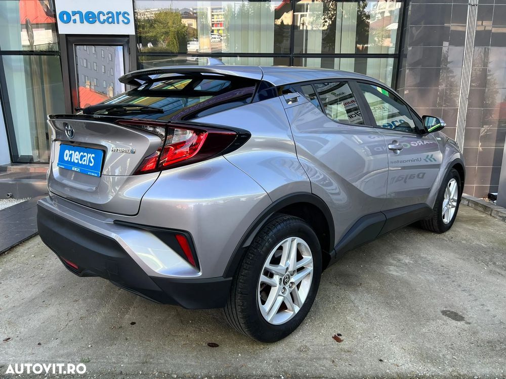 Toyota C-HR - 4