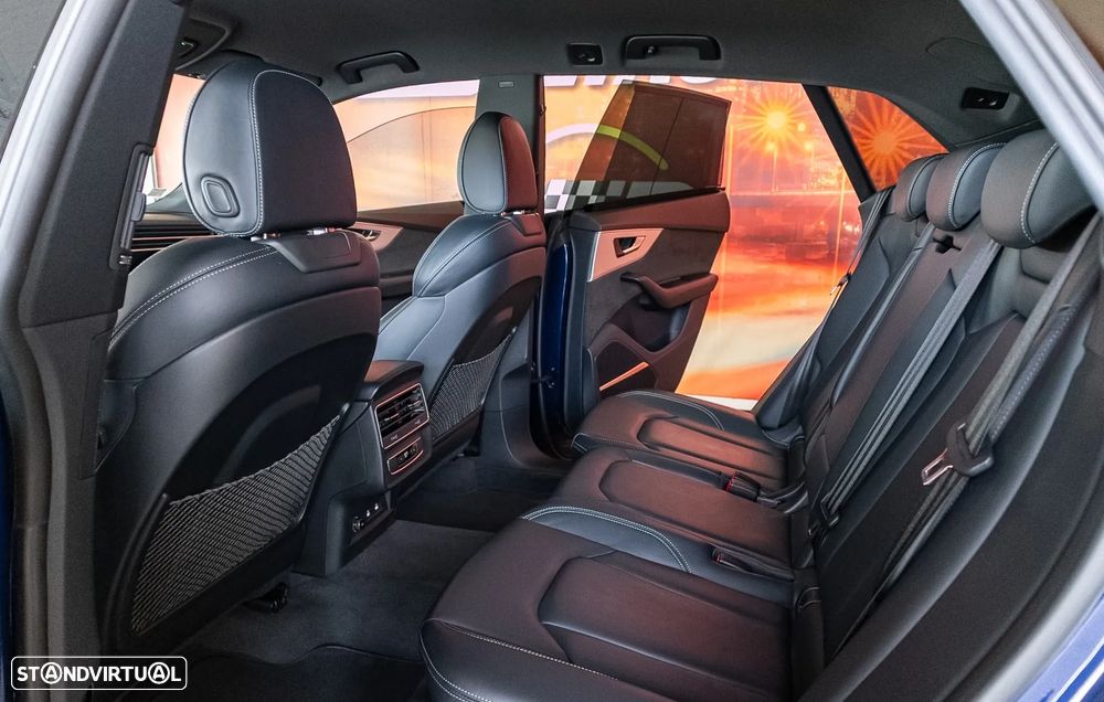 Audi Q8 60 TFSIe quattro S line Tiptronic - 28