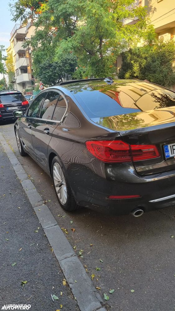 BMW Seria 5 520d Aut. Luxury Line - 6
