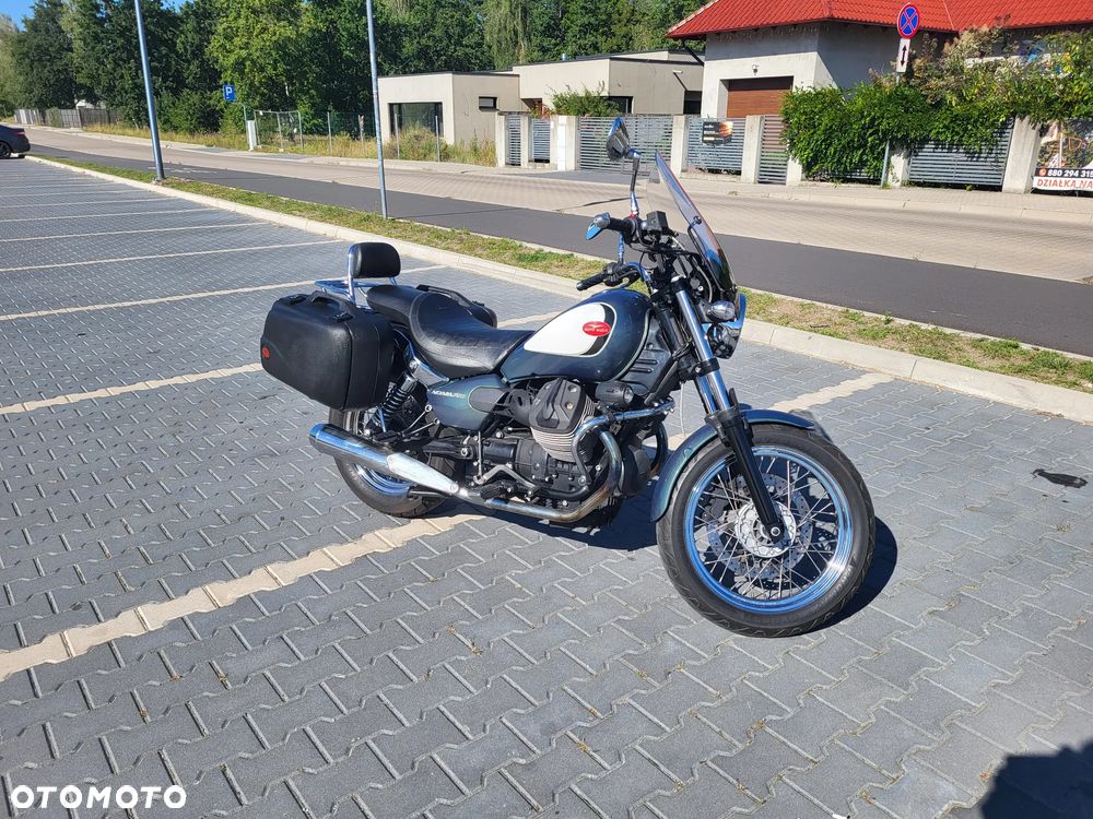 Moto Guzzi Nevada - 1