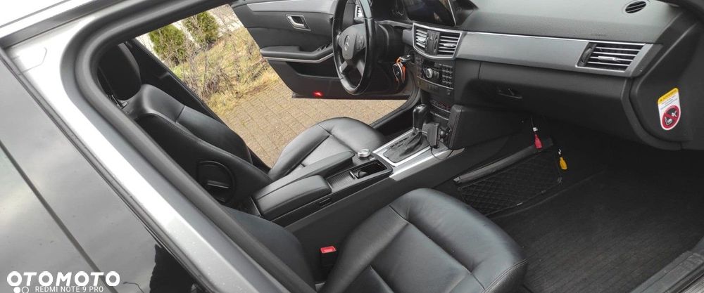 Mercedes-Benz Klasa E 200 CDI 7G-TRONIC Elegance - 37