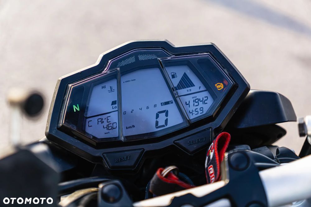 Yamaha MT - 7