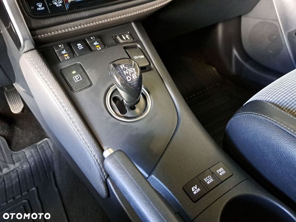 Toyota Auris - 30