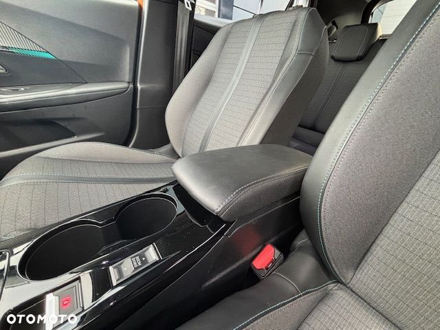 Peugeot 2008 1.2 PureTech Allure Pack S&S EAT8 - 20