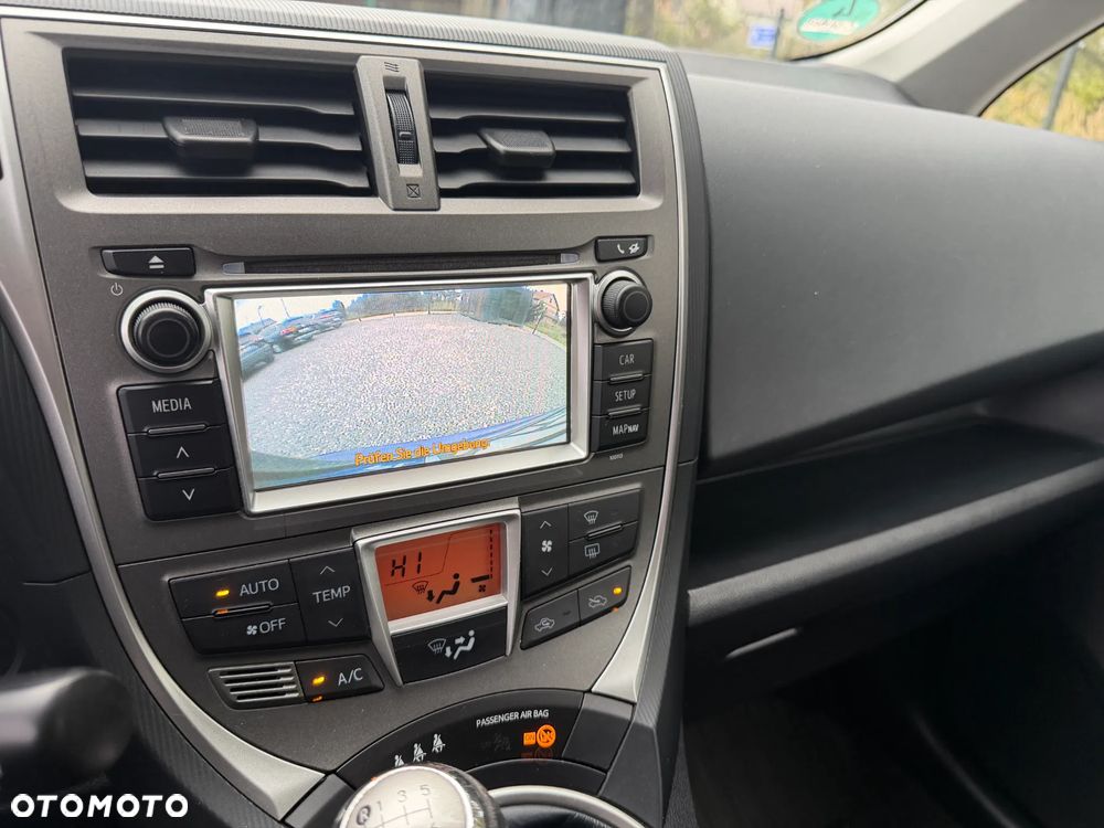 Toyota Verso S 1.33 VVT-i - 19