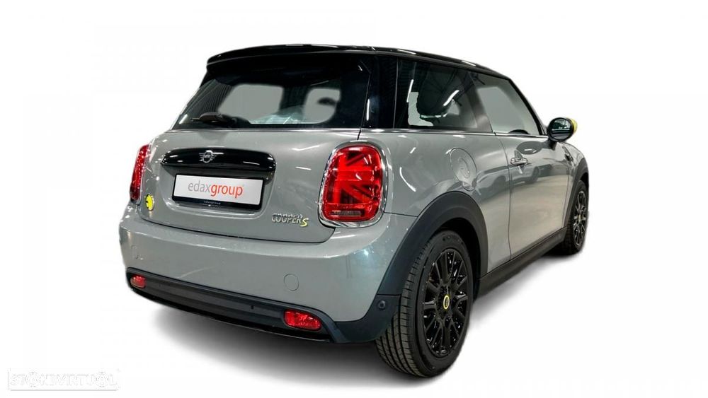 MINI 3 Portas Cooper SE Essential - 2