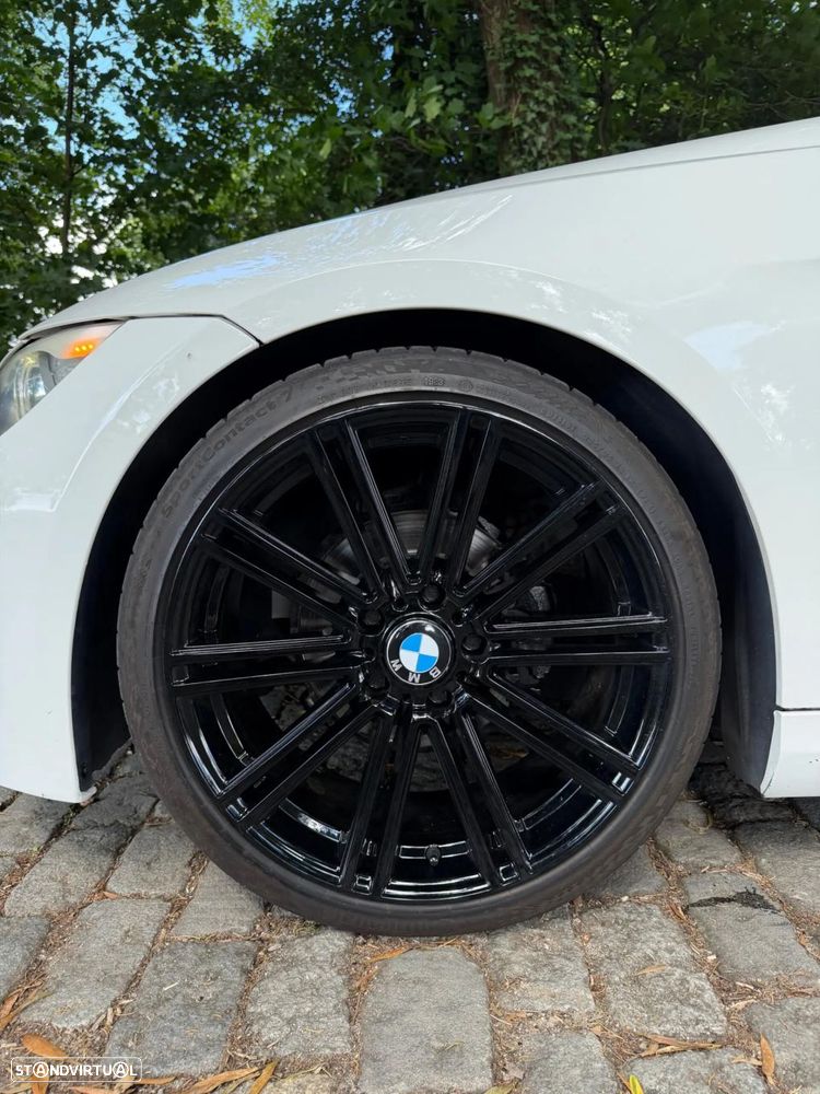 BMW 320 d Coupe - 30