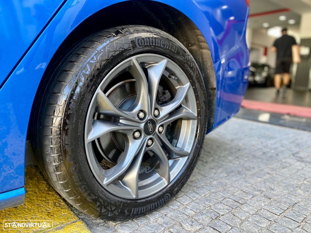 Ford Focus SW 1.5 TDCi ST-Line - 10