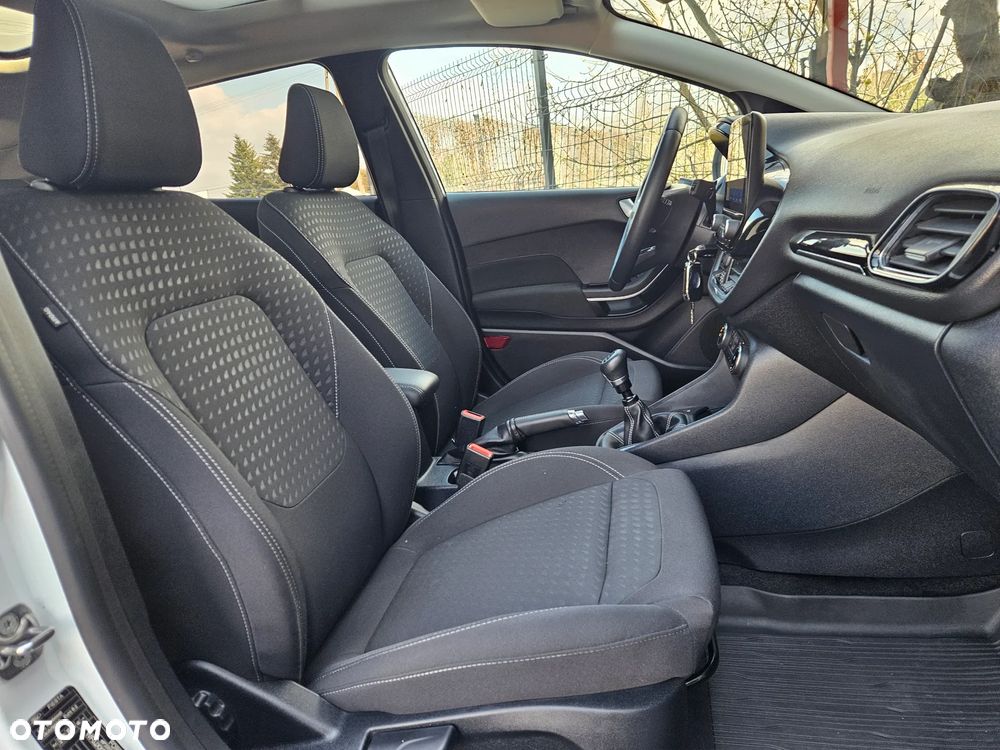 Ford Fiesta 1.0 EcoBoost Titanium ASS - 32