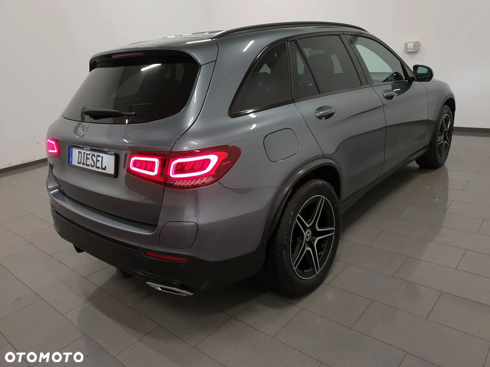 Mercedes-Benz GLC - 6