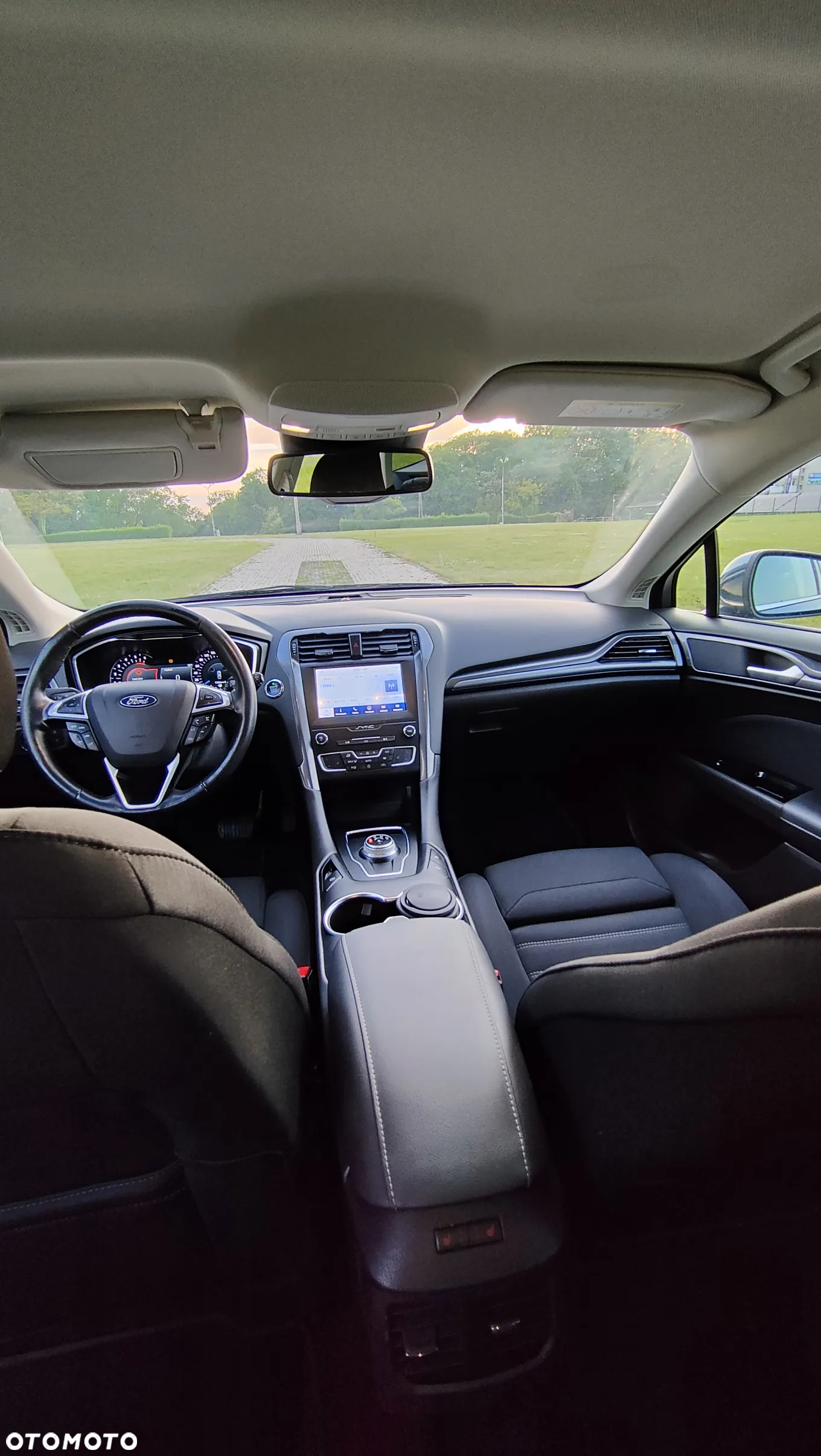 Ford Mondeo 2.0 EcoBlue Titanium - 21