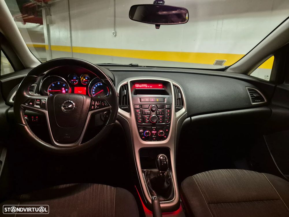 Opel Astra 1.7 CDTI Enjoy - 26