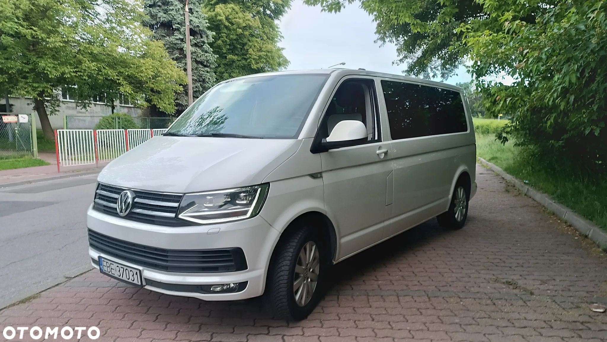 Volkswagen Caravelle 2.0 TDI L1 Comfortline DSG - 14