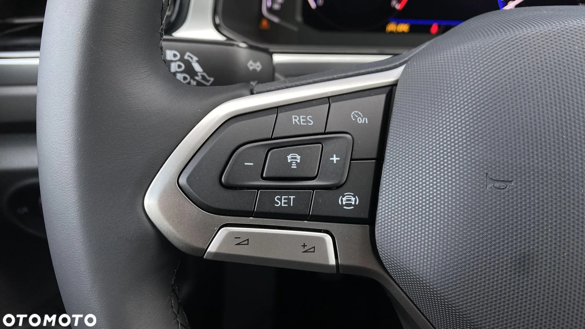 Volkswagen T-Roc 1.5 TSI Life Plus - 10