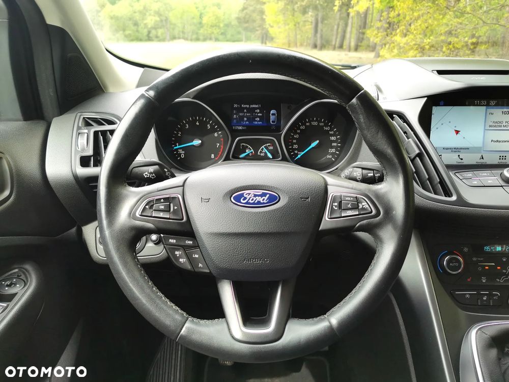 Ford Kuga 1.5 EcoBoost 2x4 Titanium - 11