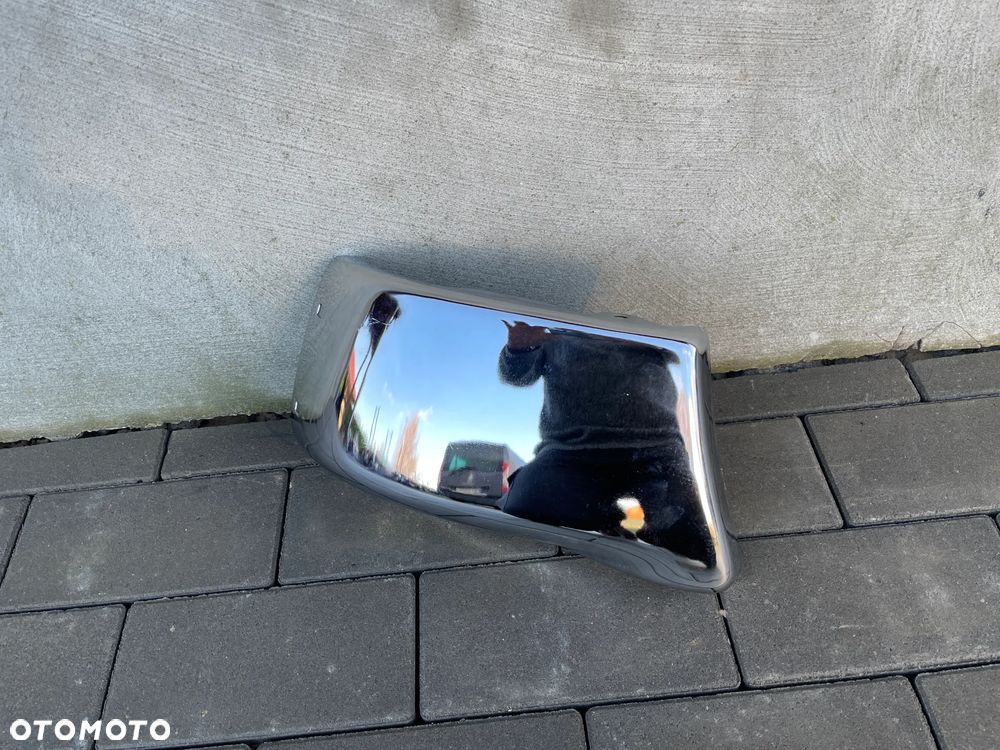 ZDERZAK PRZEDNI PRAWY TOYOTA HILUX  1989-1991 - NOWY - 1