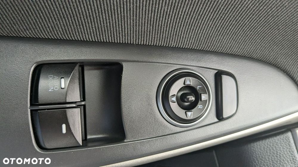 Hyundai i30 - 32