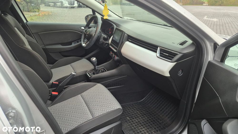 Renault Clio - 13