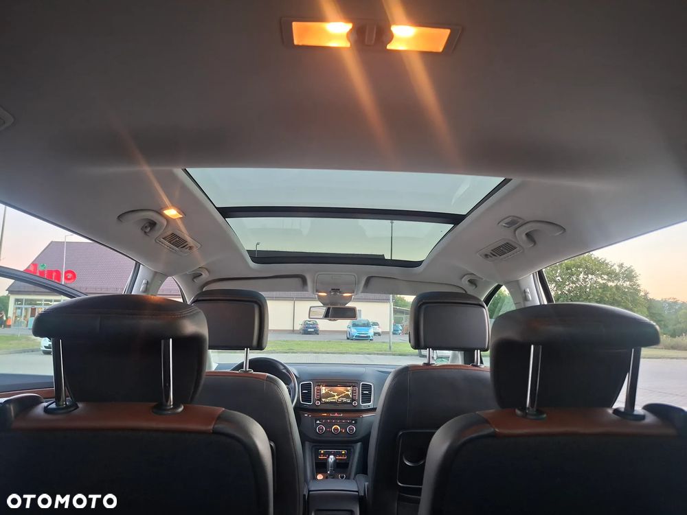 Volkswagen Sharan 2.0 TDI DSG Highline - 31