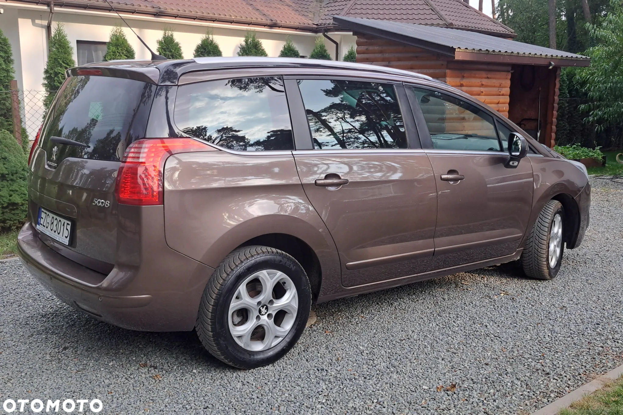 Peugeot 5008 - 5