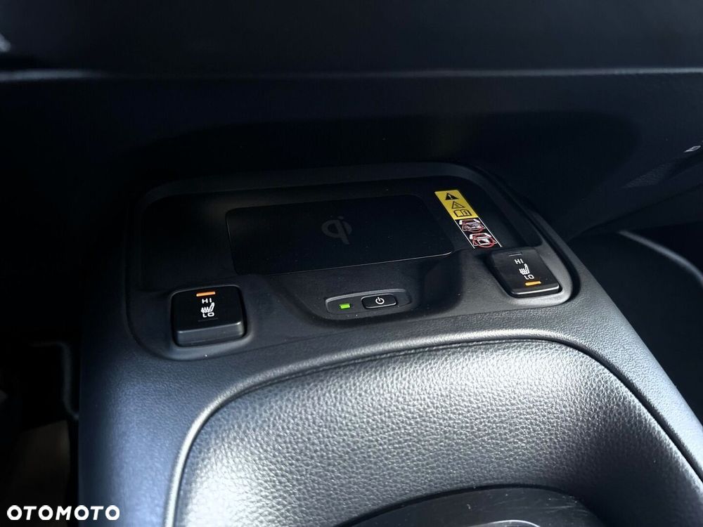 Toyota Corolla 1.8 Hybrid Style - 23