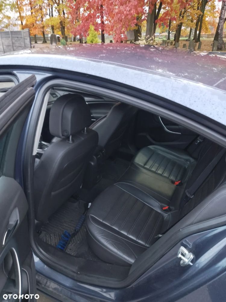 Opel Insignia - 8