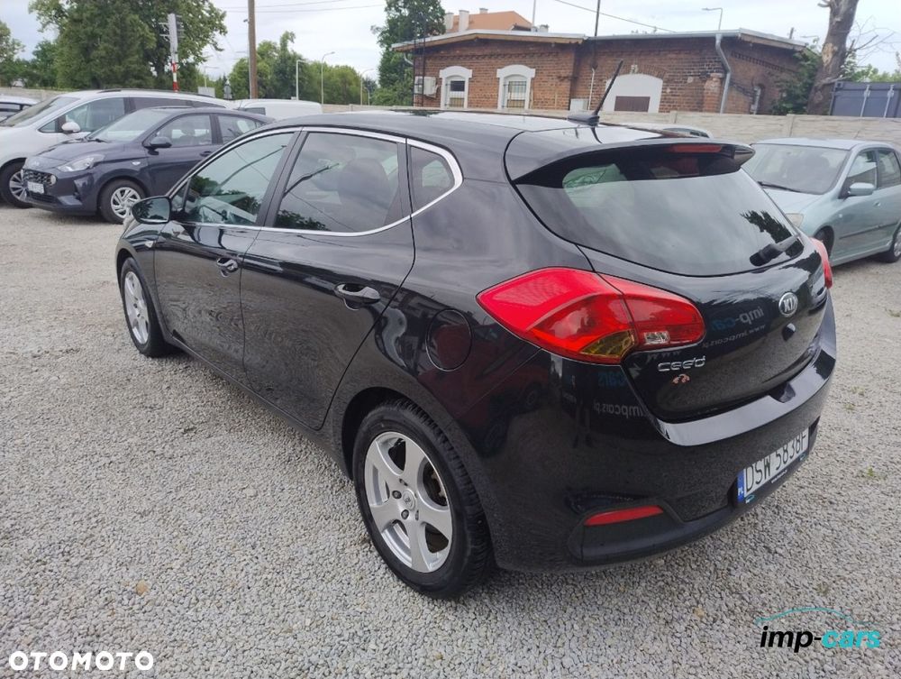 Kia Ceed - 5