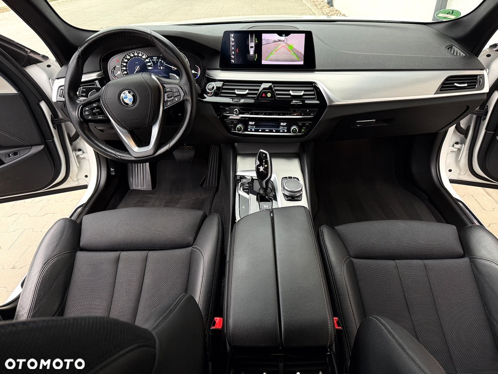 BMW Seria 5 520d xDrive Sport Line sport - 18
