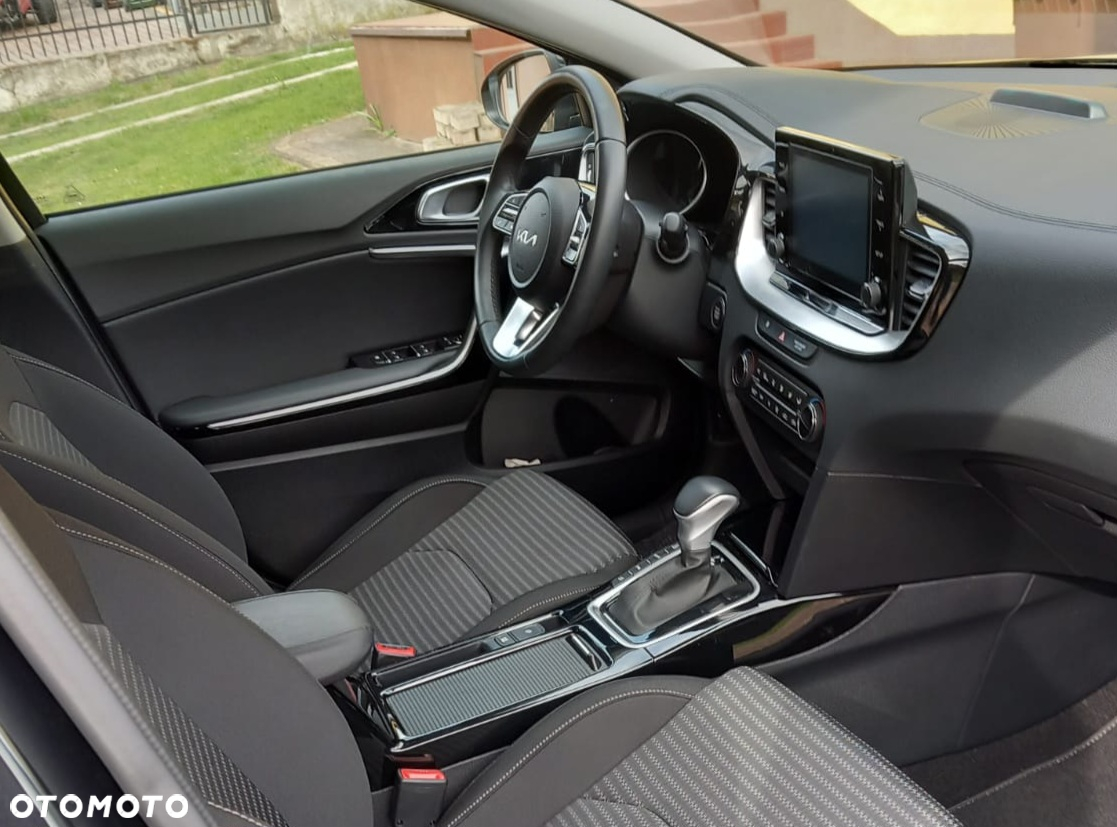 Kia XCeed 1.6 GDI PHEV L DCT - 12