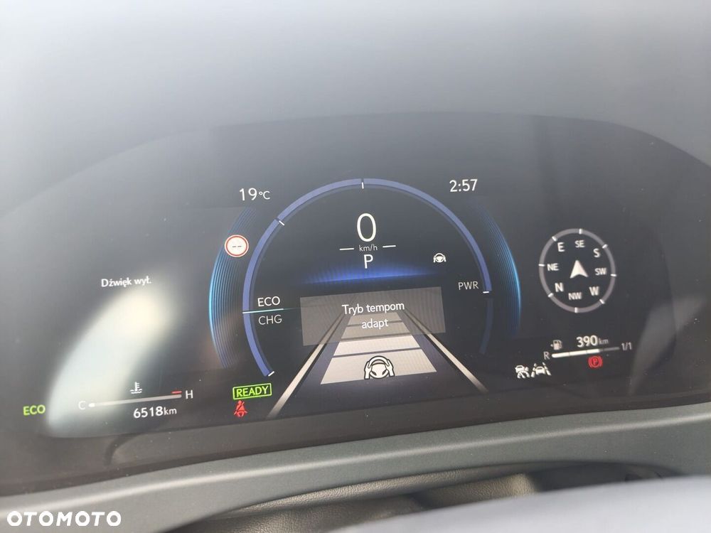 Lexus UX - 28