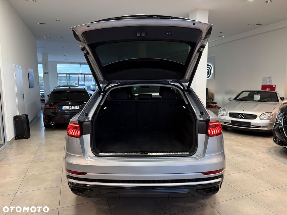 Audi Q8 55 TFSI quattro tiptronic - 38