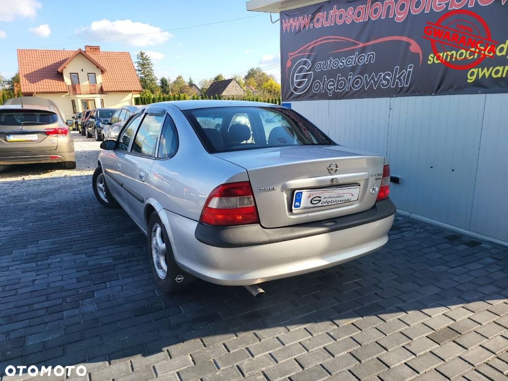 Opel Vectra - 8