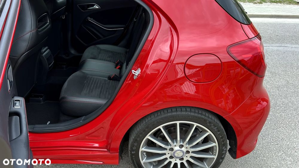 Mercedes-Benz Klasa A 180 AMG Line - 25