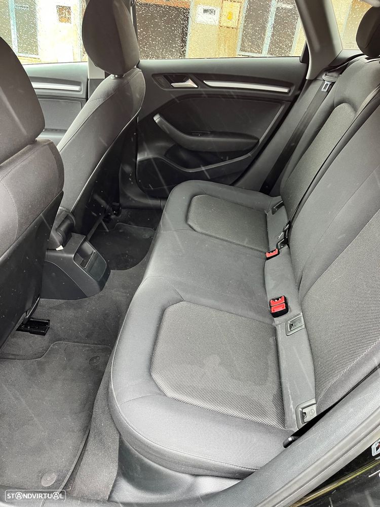 Audi A3 Sportback 30 TDI - 10