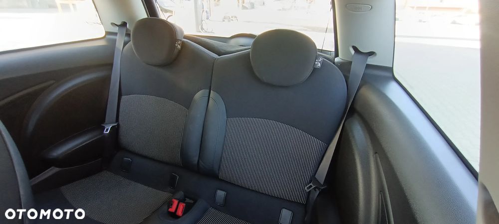 MINI Cooper Standard - 15