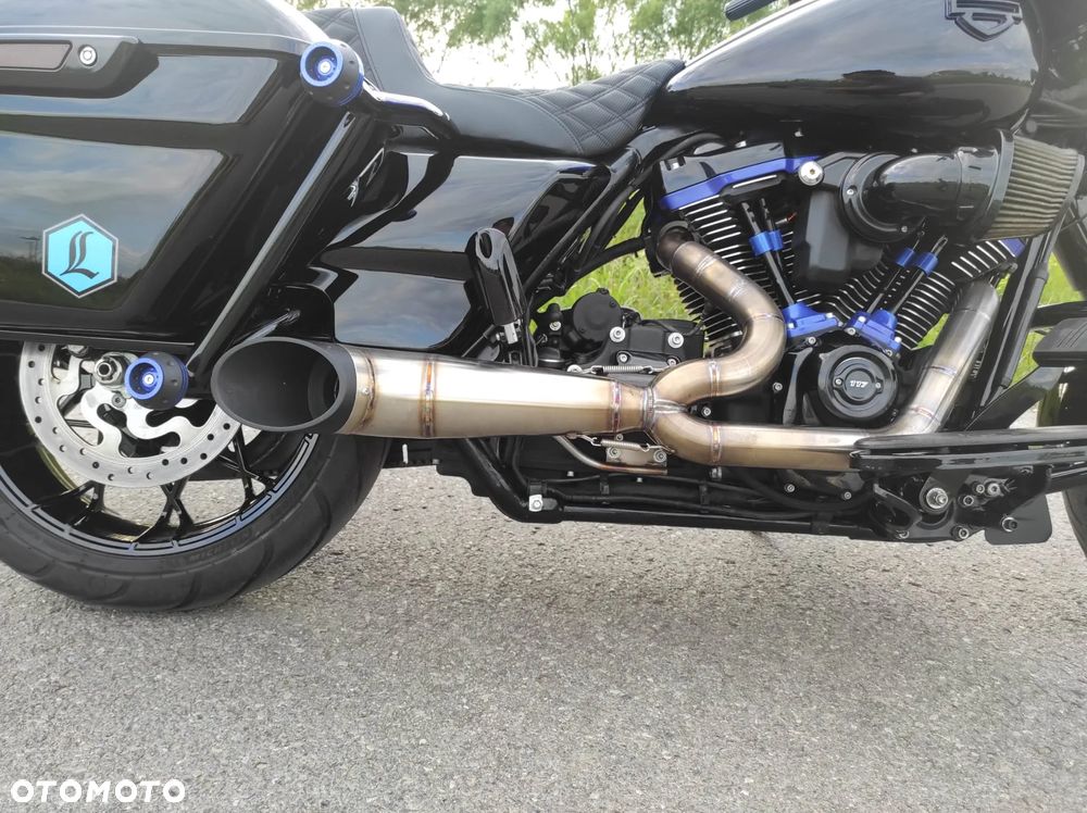 Harley-Davidson Touring Street Glide - 4