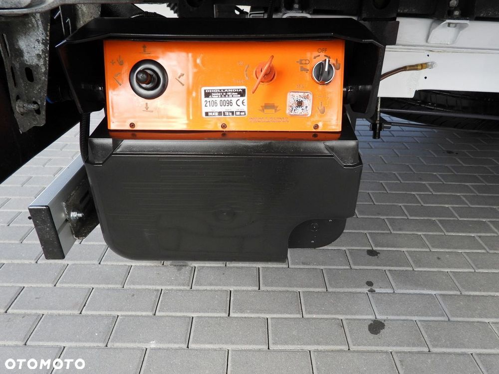 Mercedes-Benz SPRINTER 317 PLANDEKA WINDA 8 PALET WEBASTO TEMPOMAT KLIMATYZACJA  170KM - 26