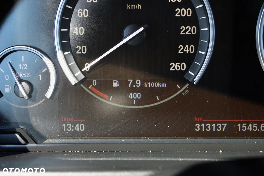 BMW Seria 5 520d xDrive Luxury Line - 39