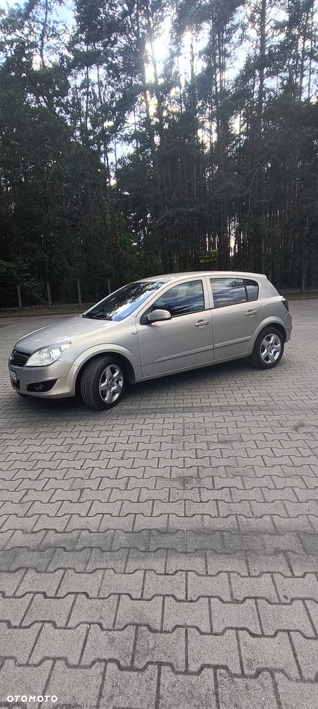 Opel Astra - 1