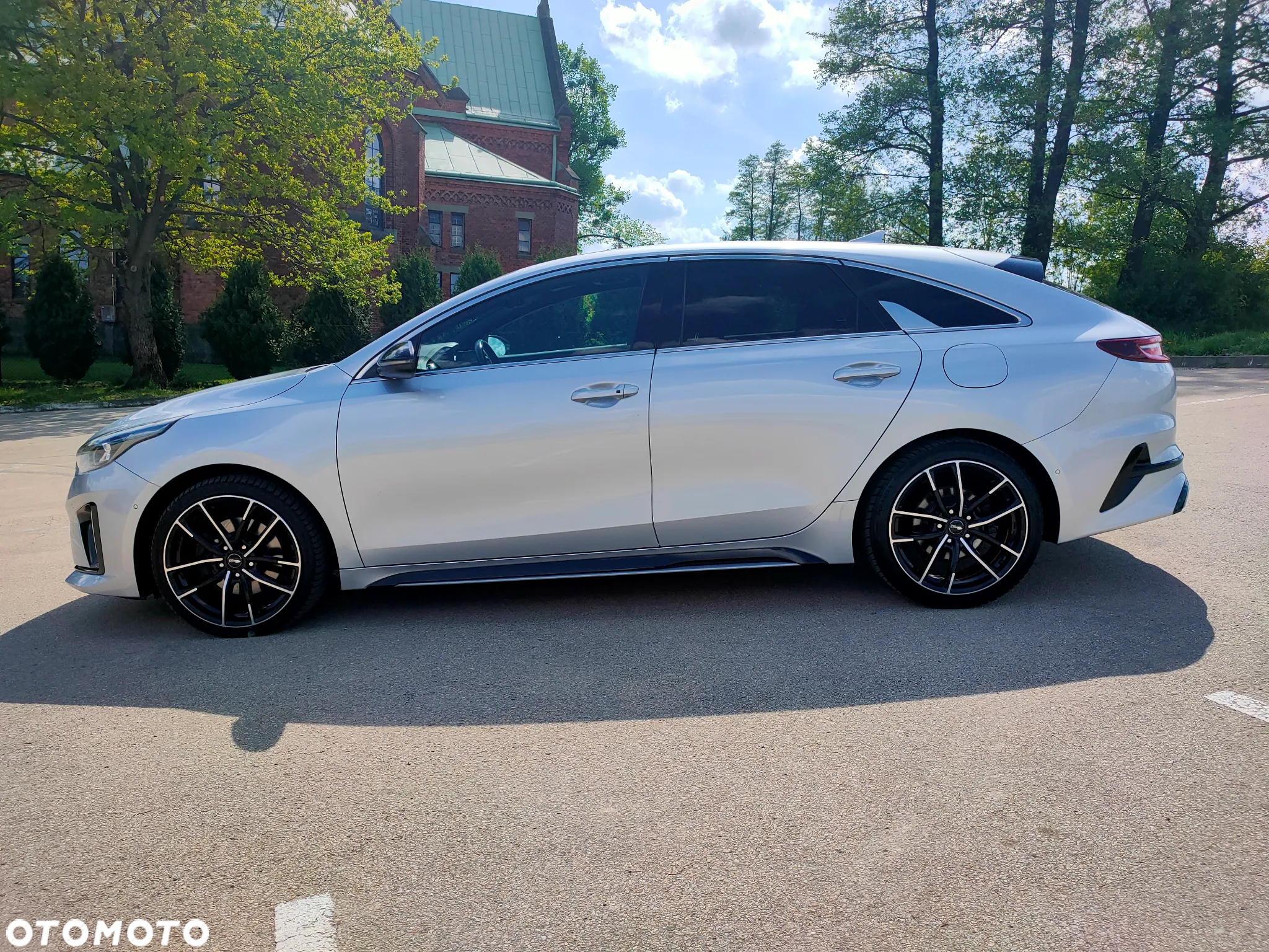 Kia ProCeed 1.6 CRDi Eco-Dynamics+ (48V Mild-Hybrid) DCT7 GT LINE - 2