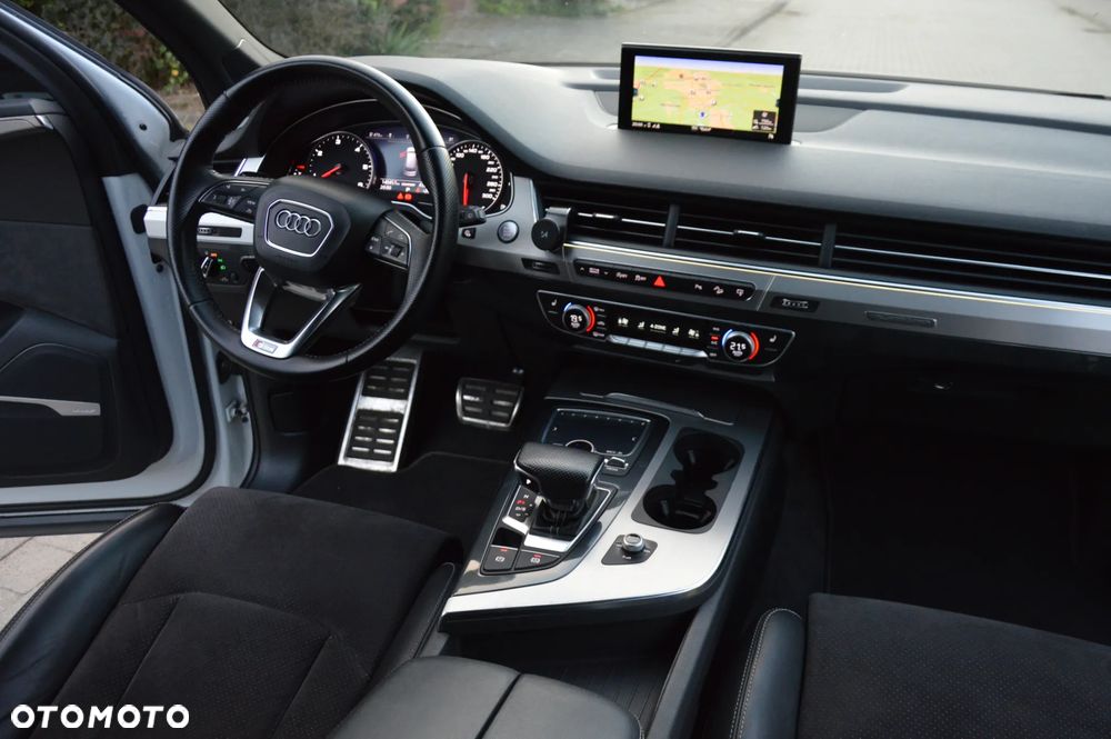 Audi Q7 - 17