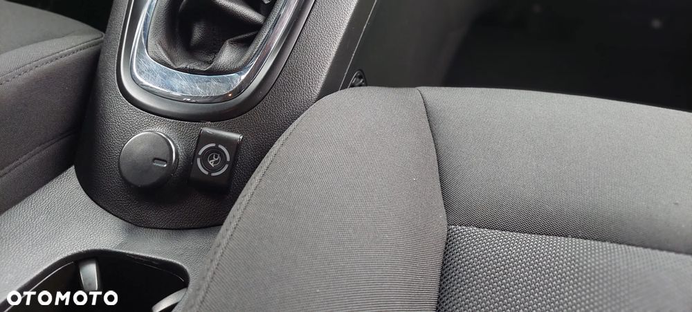 Chevrolet Orlando 1.8 LT - 12