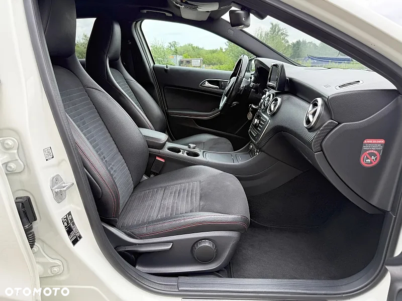 Mercedes-Benz Klasa A 200 CDI 4Matic 7G-DCT AMG Line - 7